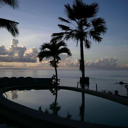 Las Flores Beachside Hotel Catmon Экстерьер фото